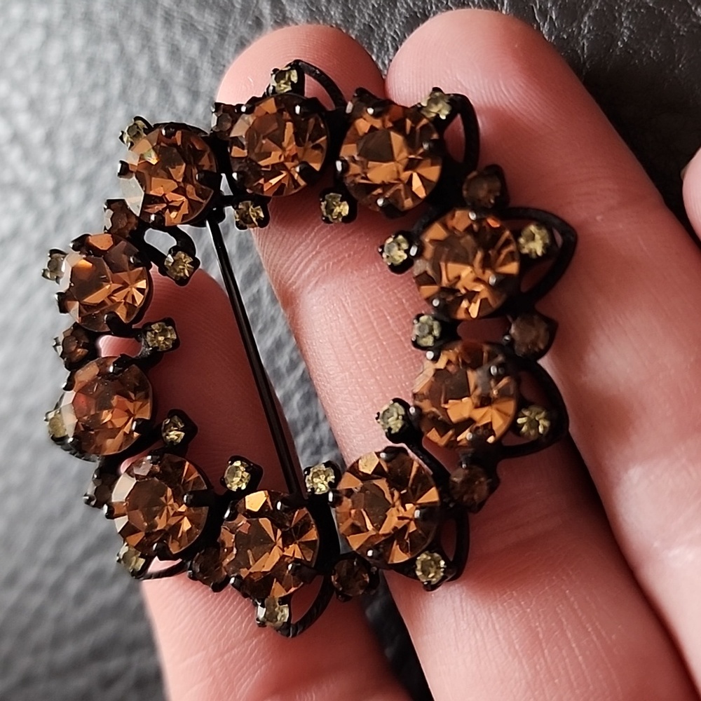 VTG Joseph Warner brooch